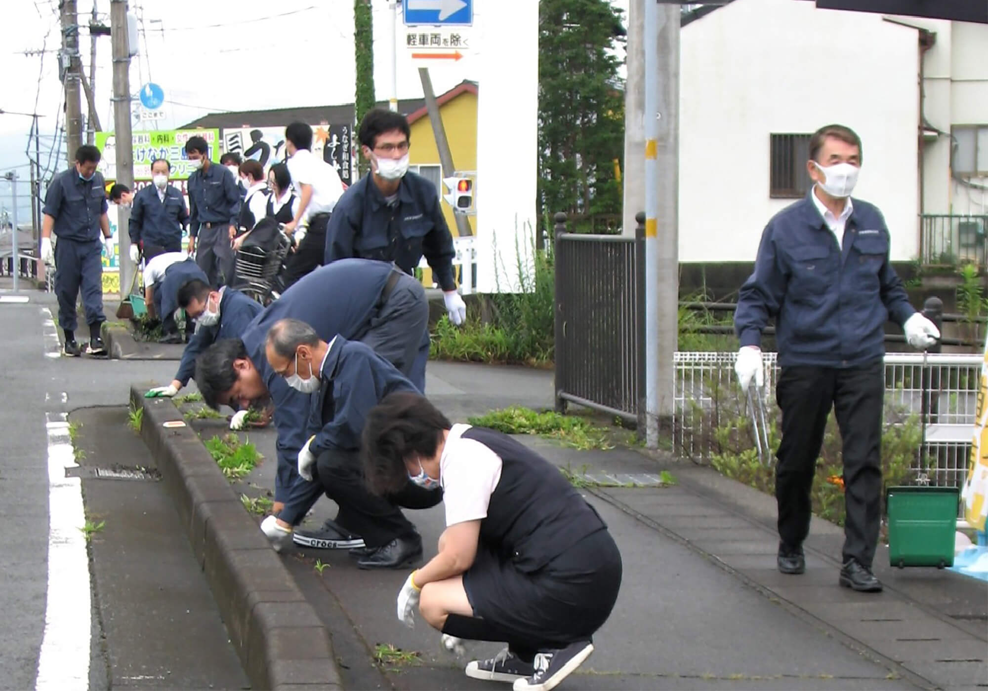 清掃活動の様子